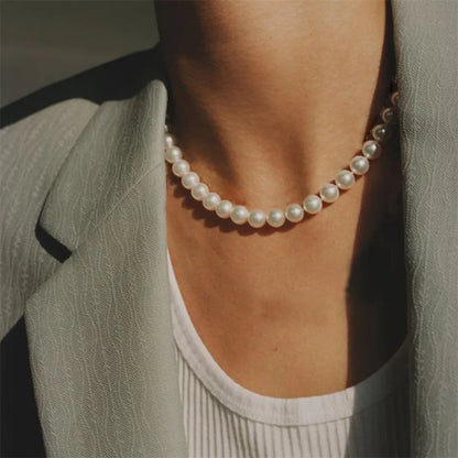 eManco New Imitation Pearl Necklace Round Multi Size White Pearl Stainless Steel Necklace Women's Collarbone Chain