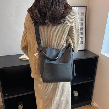 Bucket Shoulder Side Bags for Women 2023 Female Designers Trend Small Leather Crossbody Bag Handbags and Purses